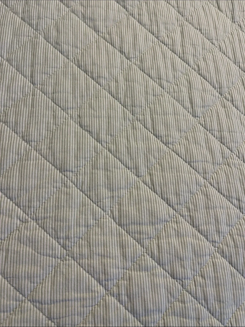 Tommy Bahama tropical pineapples 💯 cotton reversible bedspread